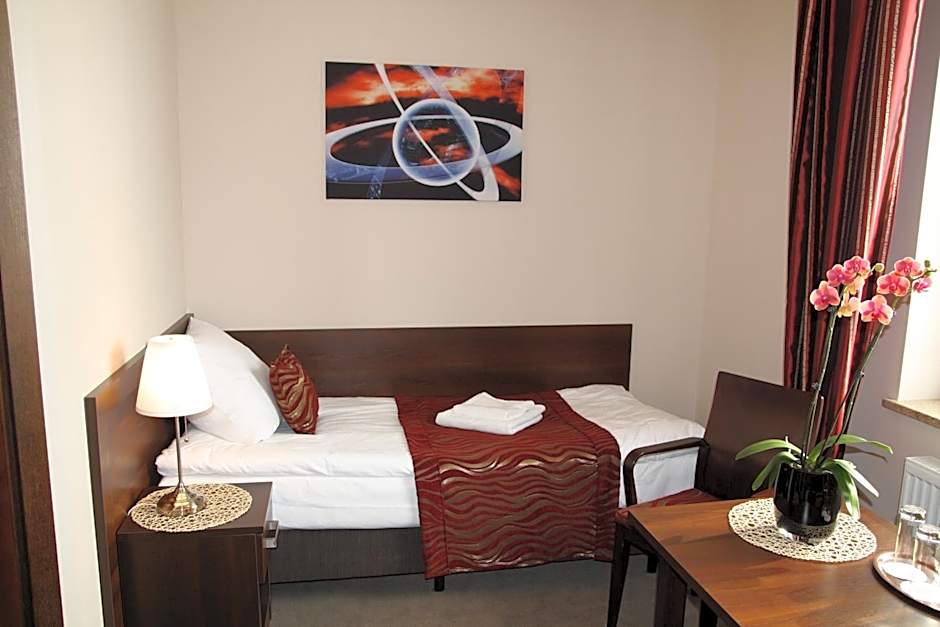 Hotel Kosmonauty Wrocław-Airport