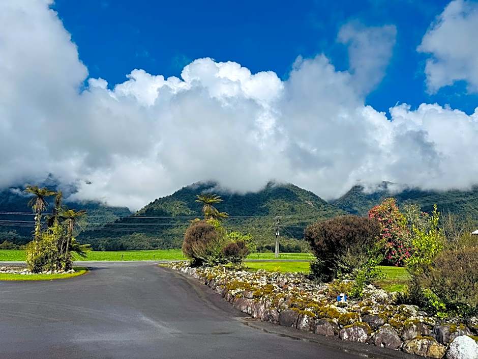 Franz Josef Oasis