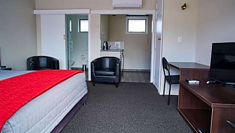 Executive Studio
