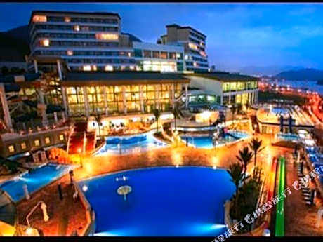 The Ocean Hotel & Resort