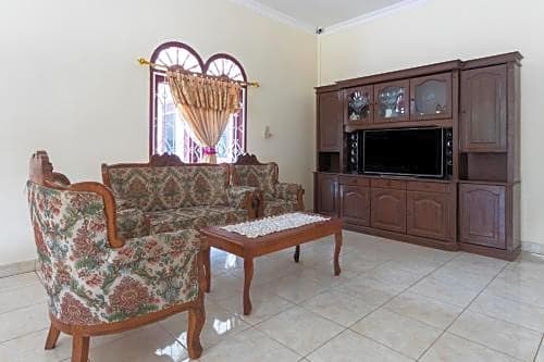 OYO 2916 Op Samuel Homestay