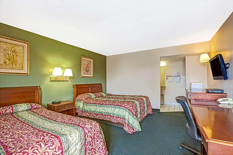 Knights Inn South Hackensack