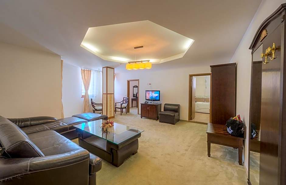 MPM Family Hotel Merryan