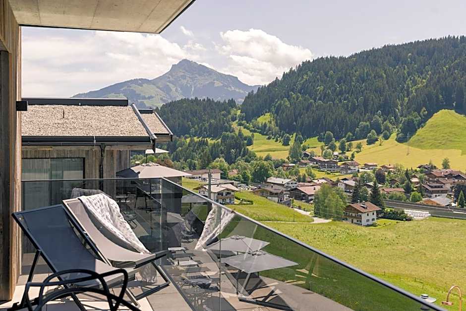 GOING TRIPLE A apartments WEST