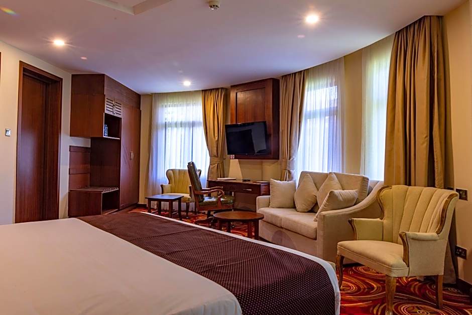 Hermosa Garden Hotel