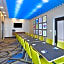 Holiday Inn Express Auburn Hills South