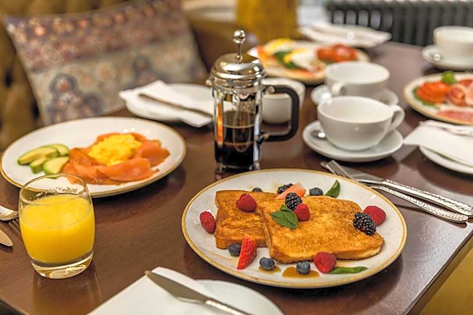 Stauntons on the Green Hotel