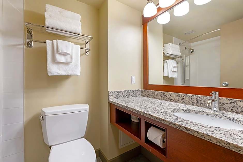 Best Western Plus Barclay Hotel