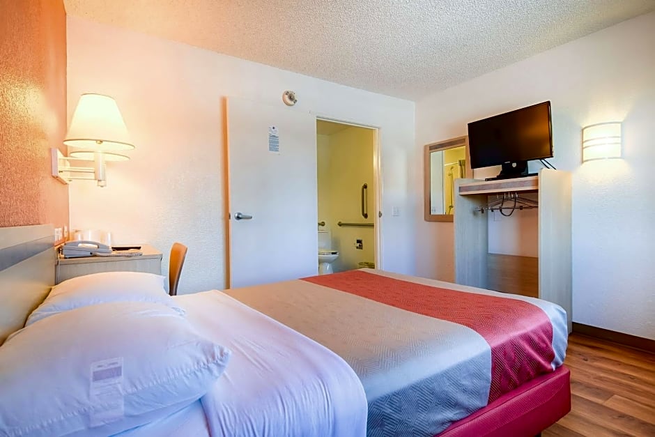 Motel 6-Las Vegas, NV - Boulder Hwy