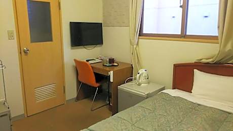 Single Room - Non-Smoking