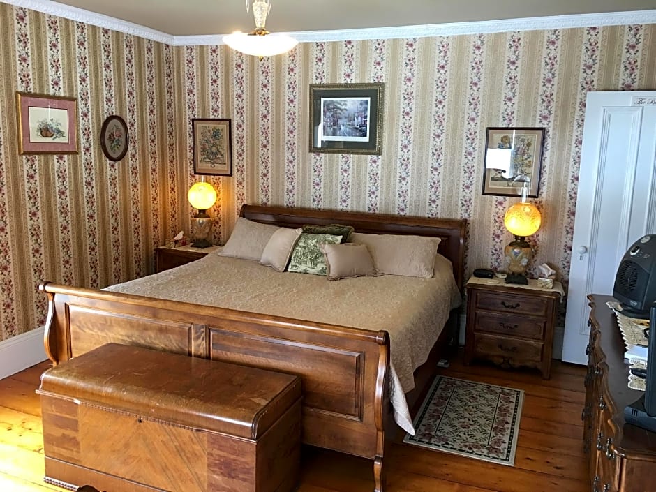 A Seafaring Maiden Bed and Breakfast