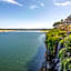 Lake Travis Stunning Waterfront, Sunset & Pool Views, Pet Friendly, Boat Ramp, Lago Vista, Texas