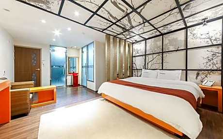 Jeonju Deokjin-dong Hotel Hidden