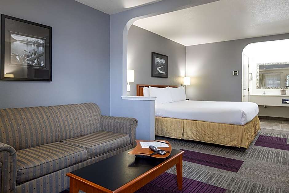 Atherton Park Inn and Suites