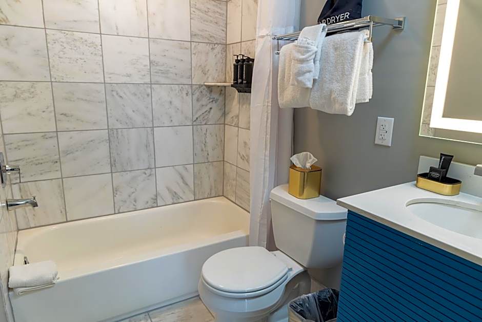 Inn On St. Ann, A French Quarter Guest Houses Property