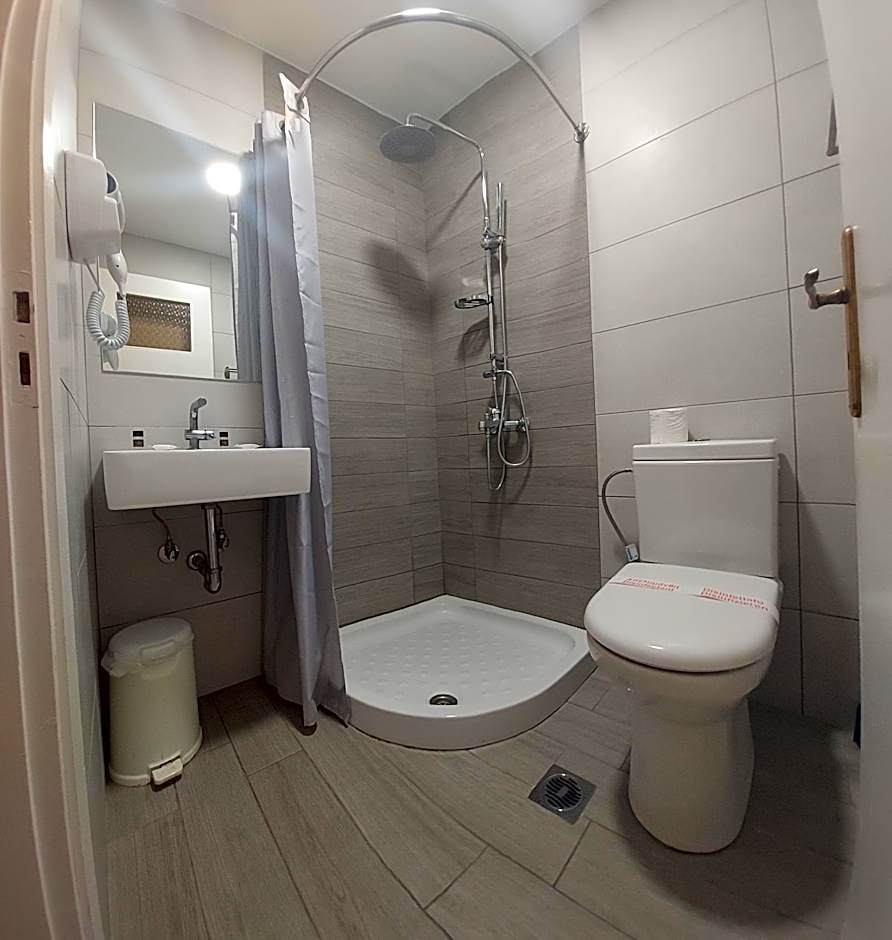 Hotel Avra