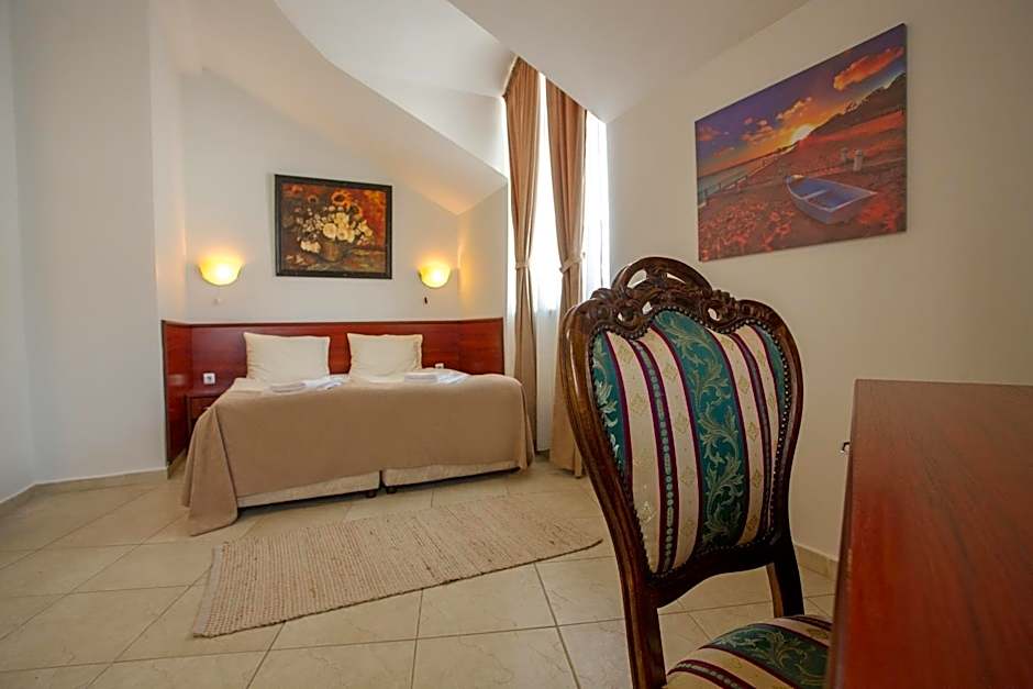 Hotel CENTRAL Balchik