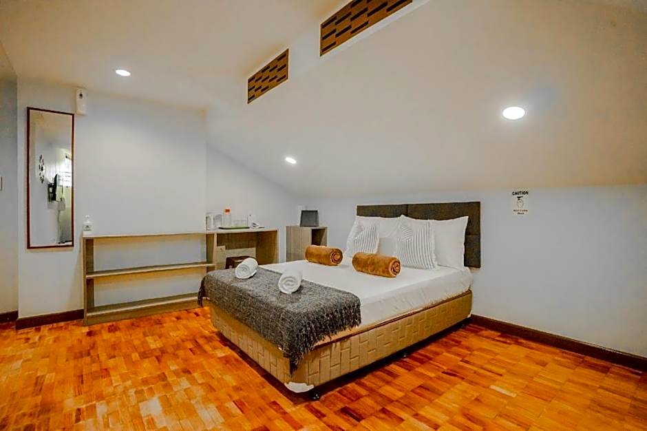 Oak and Stone Bed and Breakfast