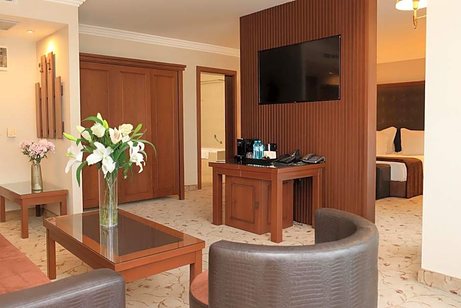 Maxi Park Hotel & Spa