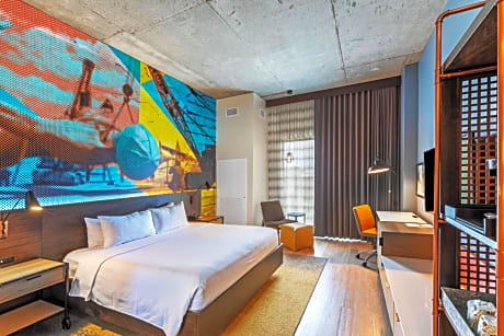 Premium King Room