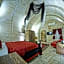 Maccan Cave Hotel