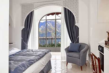 Deluxe Double Room with Bath