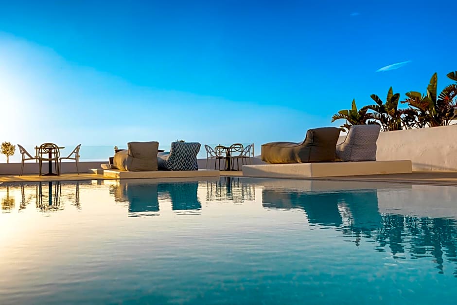 Amity Suites - Adults Only