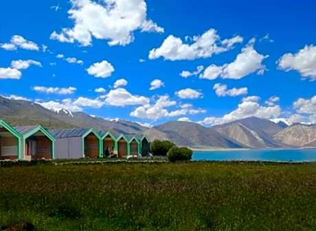 Nirvana Resort at Pangong Beach