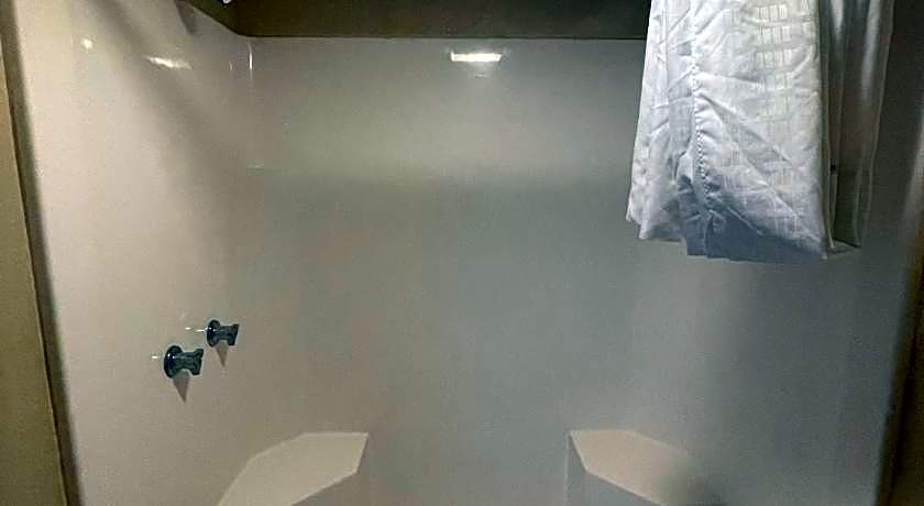 Travelodge by Wyndham Farmington Hwy 64