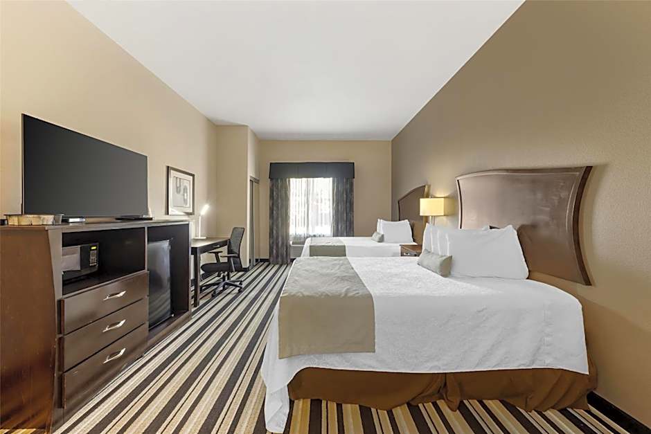 Best Western Plus Sand Bass Inn & Suites