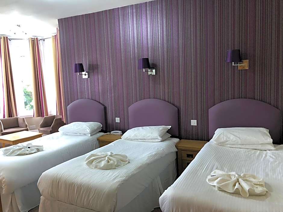 Riviera Hotel