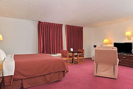 1 Double Bed-Nonsmoking-Free Wifi-Minifridge- Coffeemaker-Cable Tv-Espn-Iron-Ironing Board-