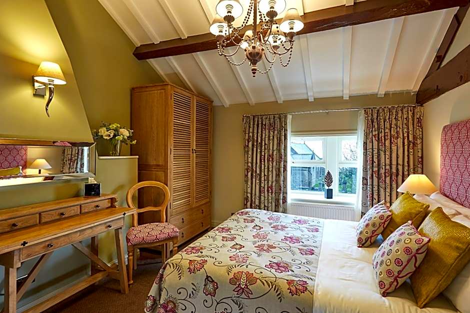 The White Hart at Lydgate