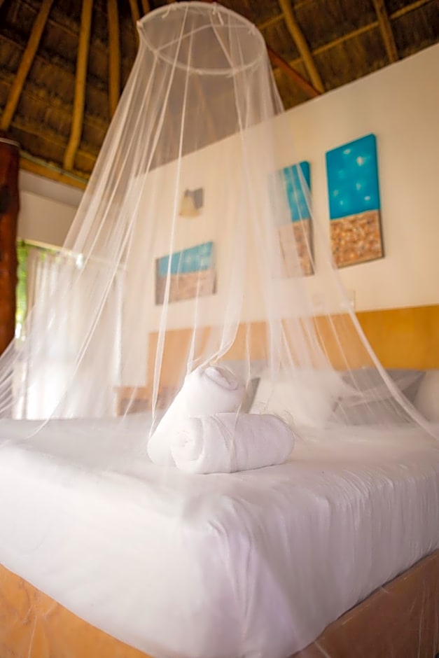 HOTEL & BEACH CLUB OJO DE AGUA