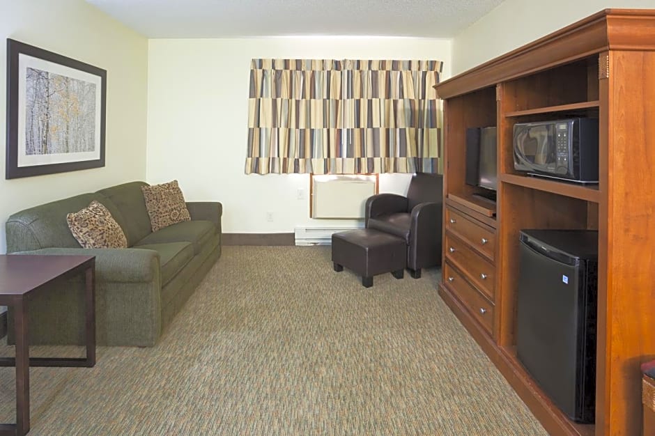 Fargo Inn and Suites
