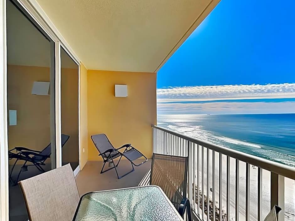 Majestic Beach Towers by Royal American Beach Getaways – Panama City Beach, FL