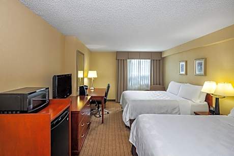 Premium Queen Room with Two Queen Beds