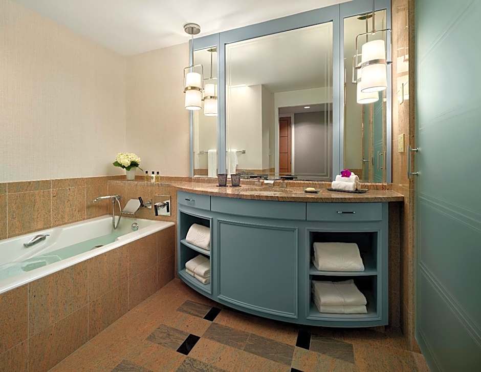Mandarin Oriental, Boston