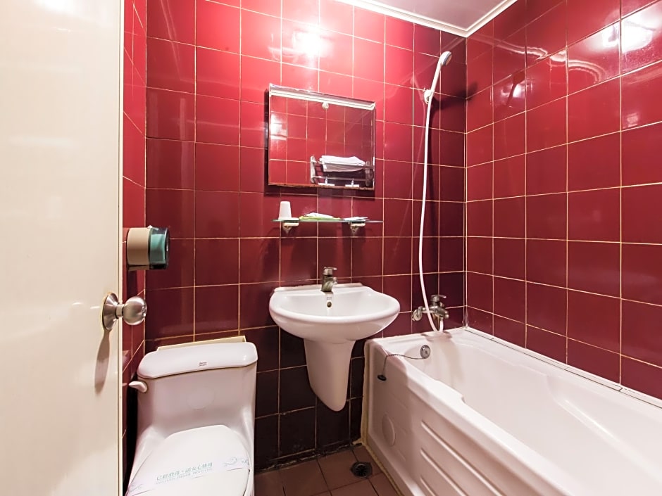 Ruei Gung Business Hotel