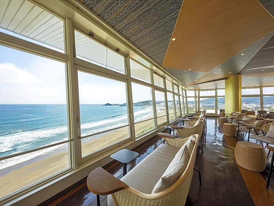 Kamogawa Grand Hotel