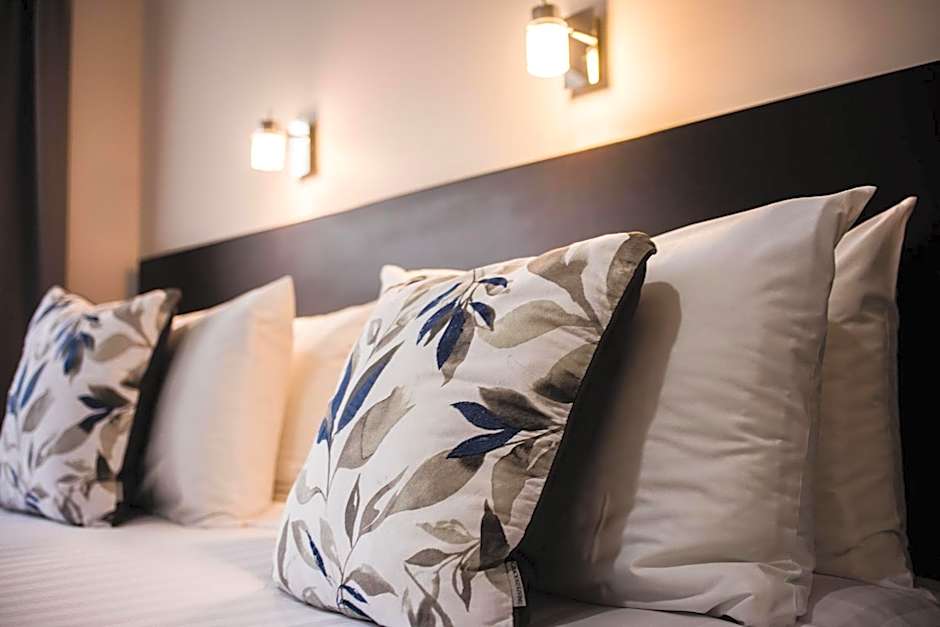 White Heron Motor Lodge