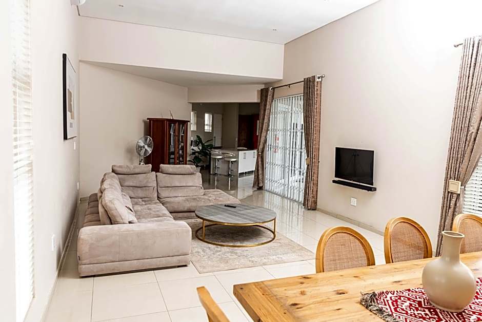 36 Emanzini (Holiday home lake view)