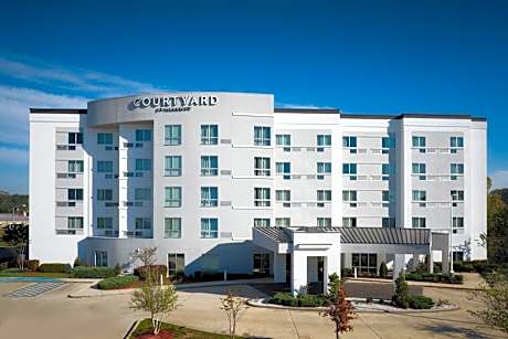Courtyard by Marriott Hammond