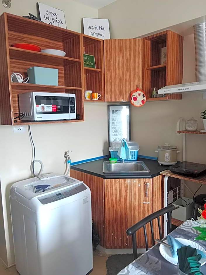 AVIDA ATRIA T2- B, near S&R and SM city by Denice