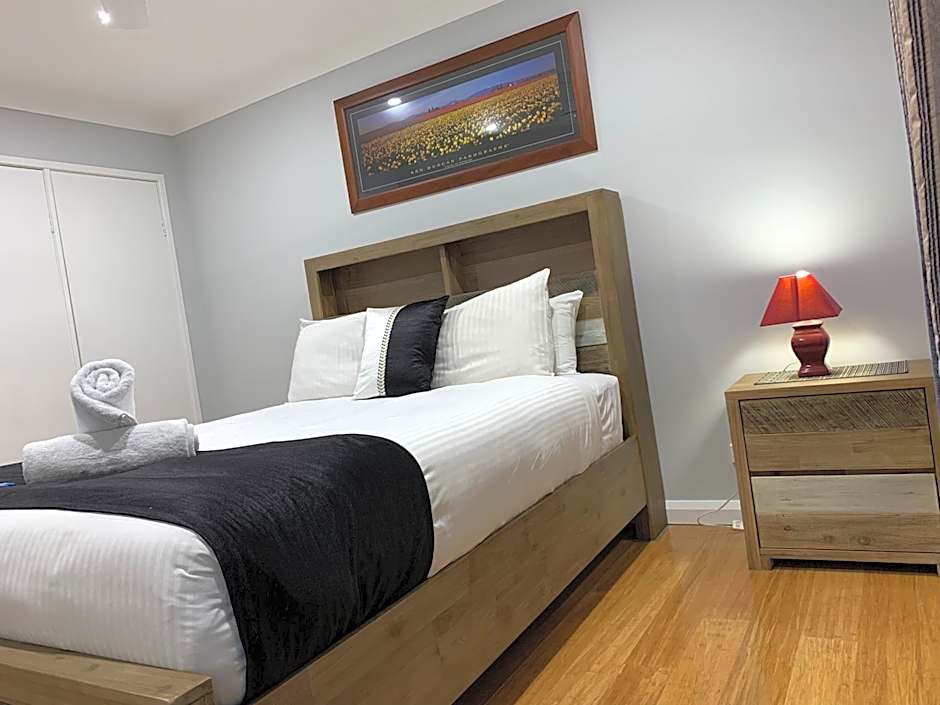 Branxton House Motel