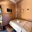 Casa Lol-cab