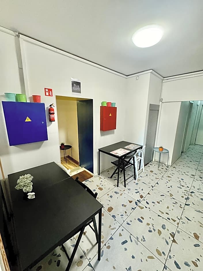 Barcelona Hostel & Pub