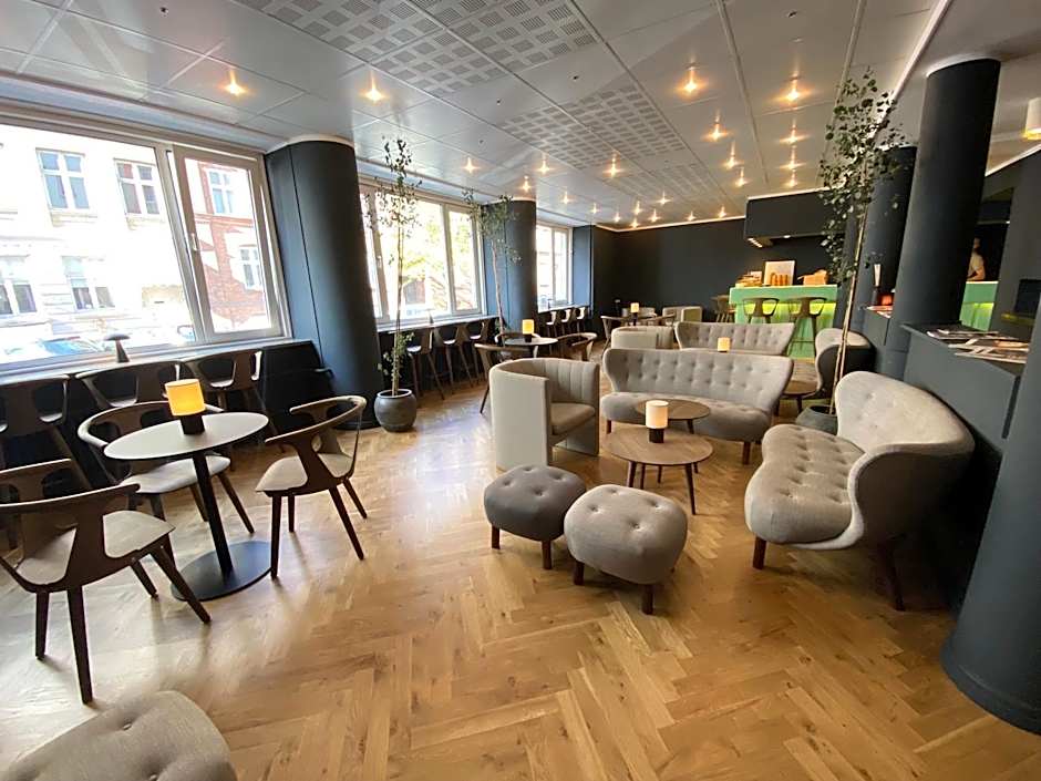 Hotel Maritime