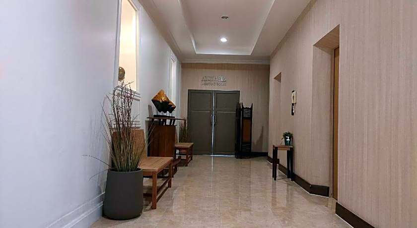 Sunday Ayothaya Hotel