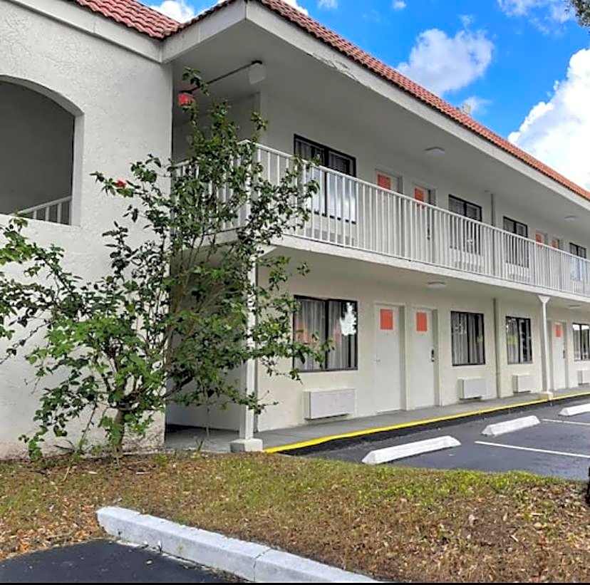 Beautiful Room Near Disney/Universal & I-Drive